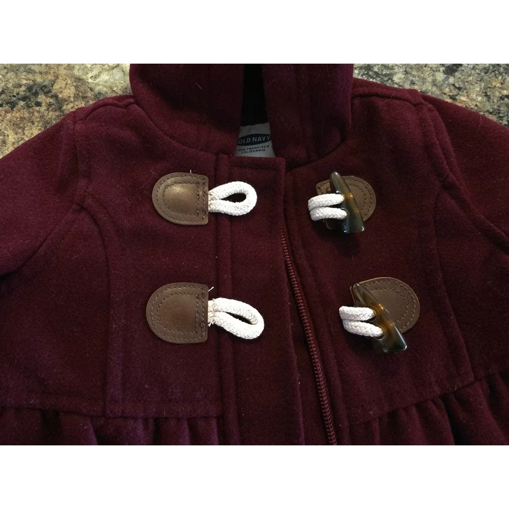 BABY GIRLS 3-6 MONTHS OLD NAVY BURGUNDY RED LINED HOODED WINTER COAT
